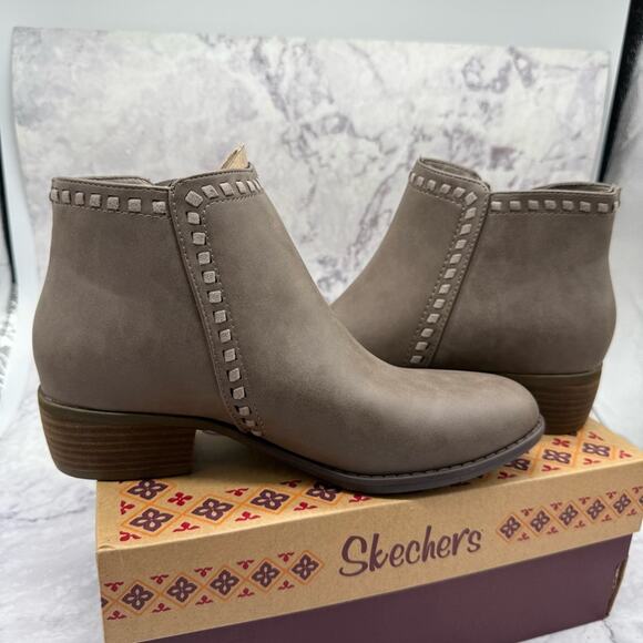Skechers Women's Taupe Ankle Booties Vegan Leather. Size 9. New in Box - Picture 4 of 7